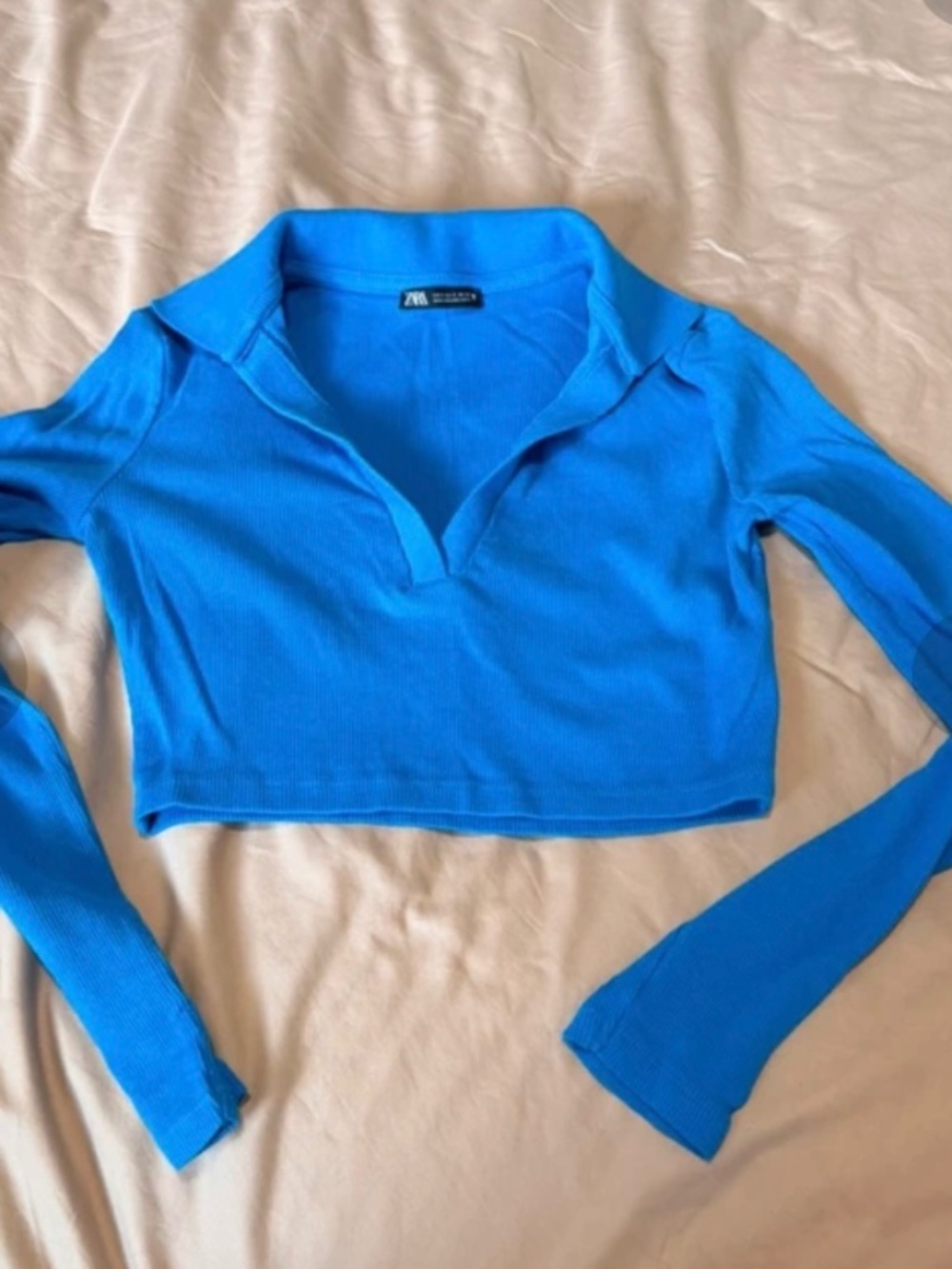 Zara Longsleeve Collared Crop Top - Picture 1 of 2